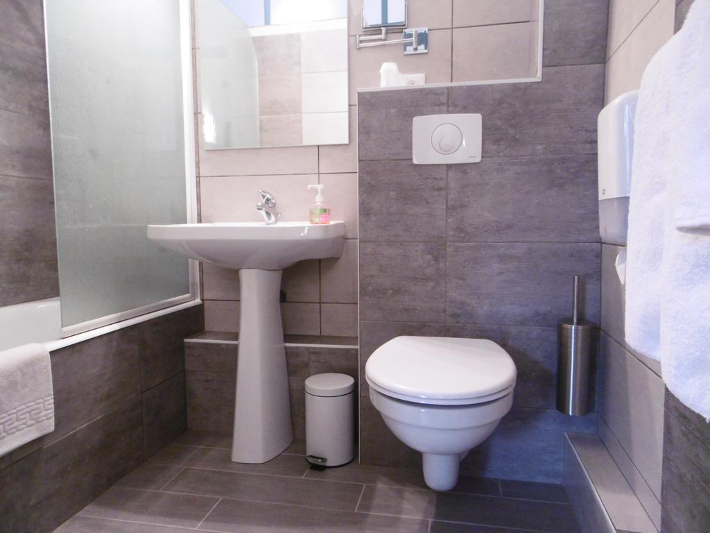 Hotel Le Littoral Lézardrieux Zewnętrze zdjęcie
